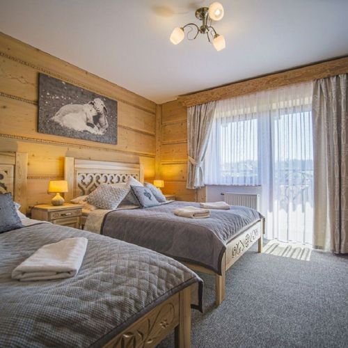 Apartament 8-osobowy Deluxe z widokiem na góry z 3 pomieszczeniami sypialnianymi