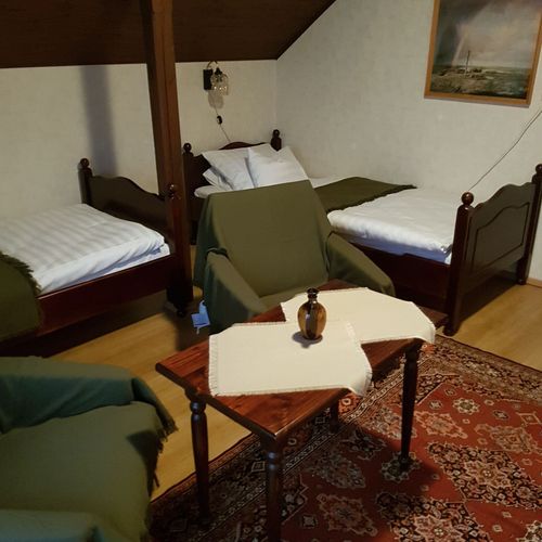 Apartament la etaj la mansardă cu 3 camere pentru 6 pers.