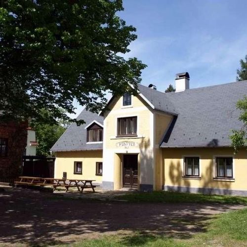 Apartament 31-osobowy z prysznicem ze wspólnym aneksem kuchennym z 8 pomieszczeniami sypialnianymi