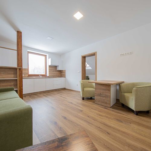 Apartman se sprchou s vlastní kuchyňkou pro 2 os. (s možností přistýlky)