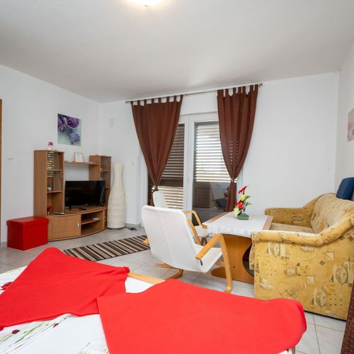 Apartament cu aer condiționat cu terasă cu 1 camera pentru 3 pers. A-17818-a