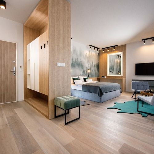 Apartament classic la etaj pentru 2 pers. (se inchirieaza doar integral)