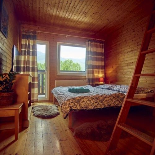 Apartman s terasou pro 4 os. se 2 ložnicemi s výhledem na hory