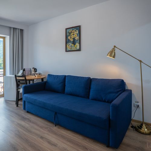 Apartament 2-osobowy Junior z balkonem z 1 pomieszczeniem sypialnianym