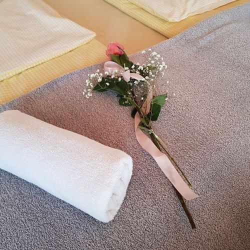 Pokoj s manželskou postelí