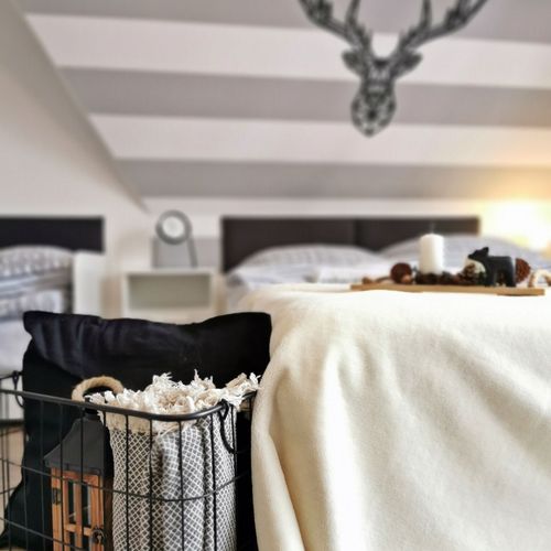 Camera tripla cu balcon cu vedere spre pădure