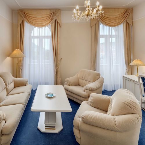 Apartman se sprchou s vlastní kuchyňkou s manželskou postelí s 1 ložnicí