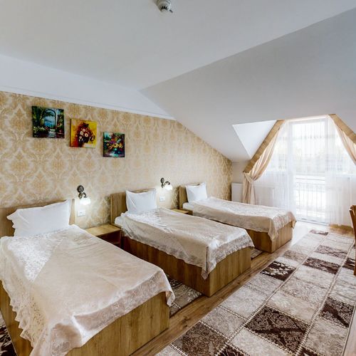Pokój 3-osobowy na piętrze z balkonem