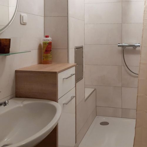 Casă de vară pentru 8 pers. (se inchirieaza doar integral)