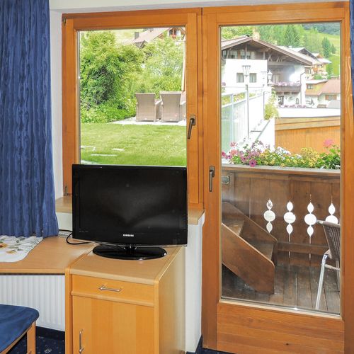 Apartament pentru 2 pers. (se inchirieaza doar integral)