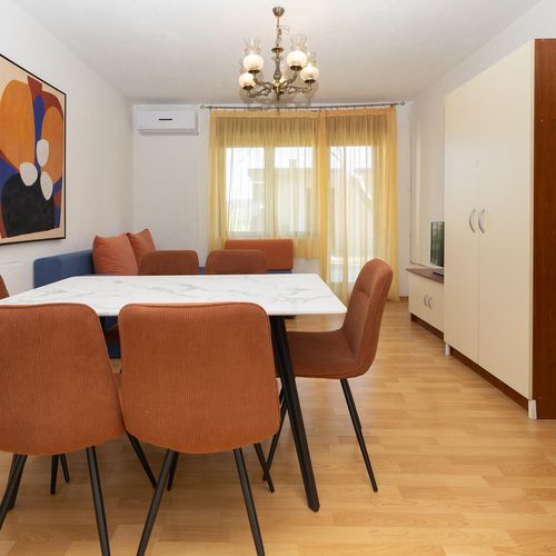 Apartament 7-osobowy