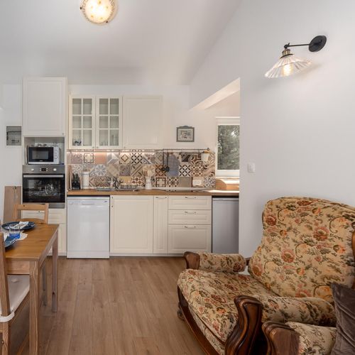 Apartament pentru 4 pers. (se inchirieaza doar integral)