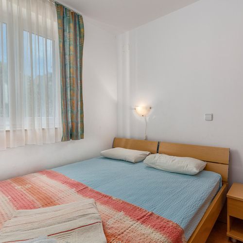 Apartament pentru 5 pers. (se inchirieaza doar integral)