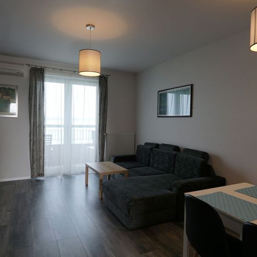Apartament deluxe gold cu 2 camere pentru 4 pers.