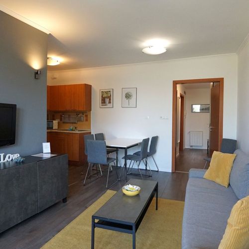 Apartament diamond cu terasă cu 3 camere pentru 6 pers.