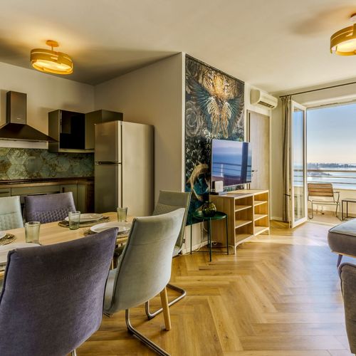 Apartament exclusive diamond cu 3 camere pentru 6 pers.