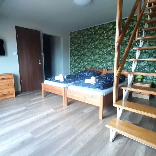 Camera familial(ă) cu balcon pentru 5 pers.