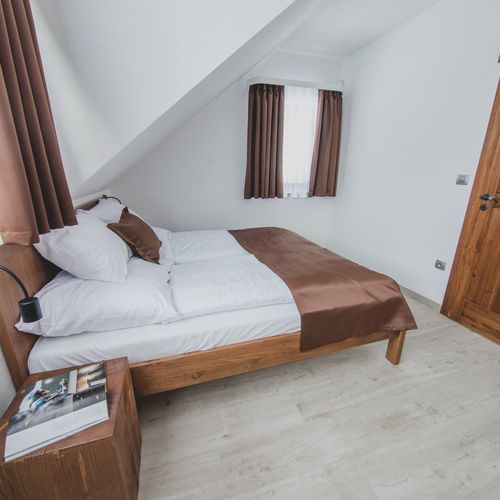 Apartament deluxe cu duș cu 2 camere pentru 6 pers.