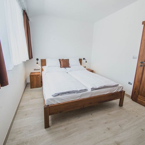 Apartament superior cu duș cu 2 camere pentru 6 pers.