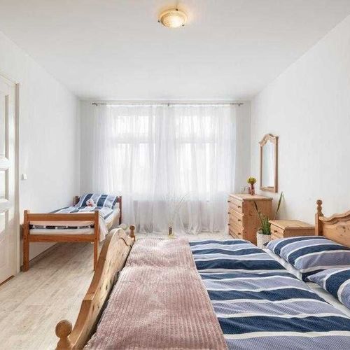 Apartament superior cu duș cu 2 camere pentru 6 pers.