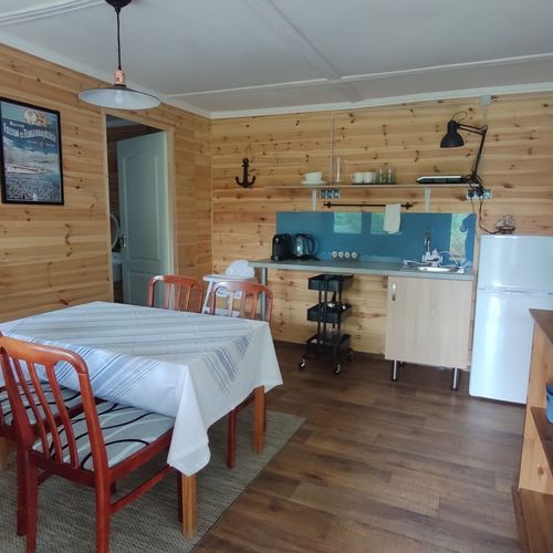 Apartament cu vedere spre râu cu panoramă cu 2 camere pentru 4 pers.