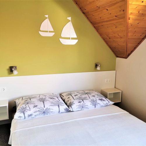 Apartament confort la etaj cu 2 camere pentru 4 pers.