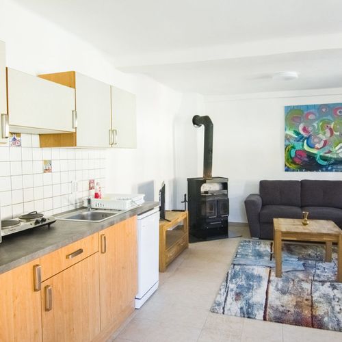 Apartament familial(ă) cu vedere spre curte cu 2 camere pentru 5 pers.
