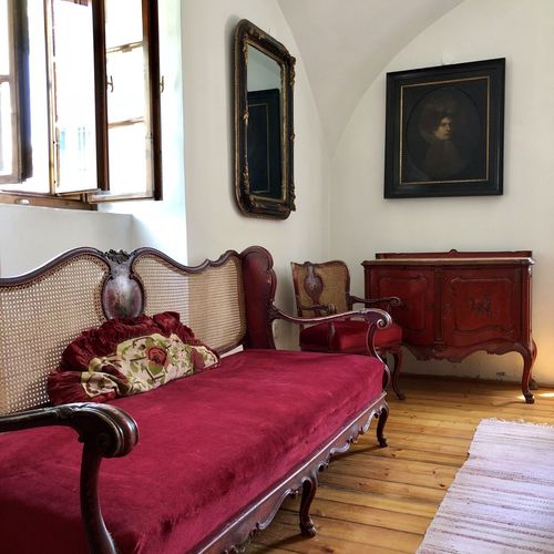 Camera cvadrupla la parter cu terasă