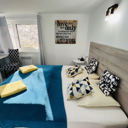 Apartament studio design cu 1 camera pentru 2 pers. (se poate solicita pat suplimentar)