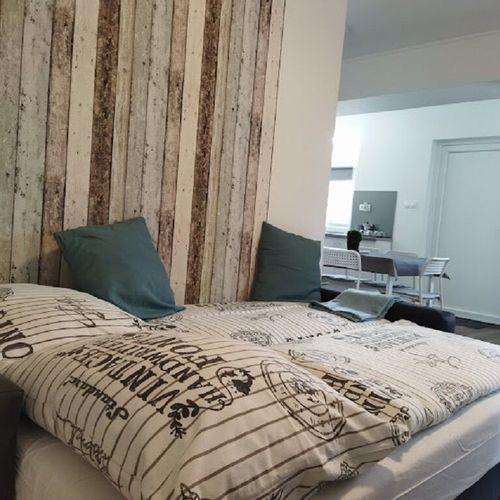 Apartament 6-osobowy Premia z tarasem z 3 pomieszczeniami sypialnianymi (możliwa dostawka)