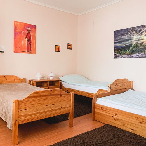 Apartament la parter cu grădină cu 1 camera pentru 4 pers.