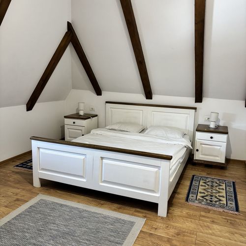 Casă de vacanță întreaga unitate cu aer condiționat pentru 7 pers. (se inchirieaza doar integral)