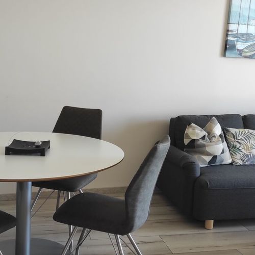 Apartament family cu vedere spre lac cu 2 camere pentru 4 pers.