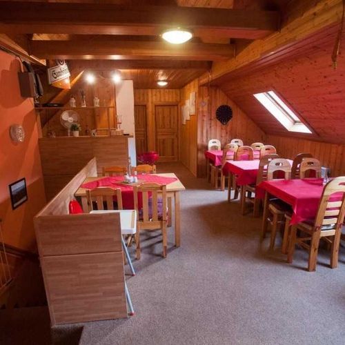 Pokój 19-osobowy z prysznicem z aneksem kuchennym