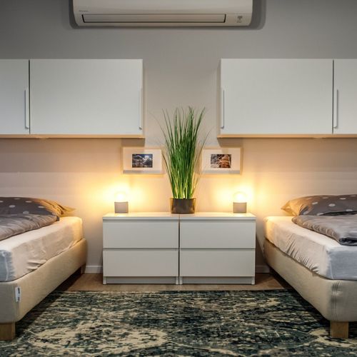 Apartament cu aer condiționat cu terasă cu 1 camera pentru 2 pers.