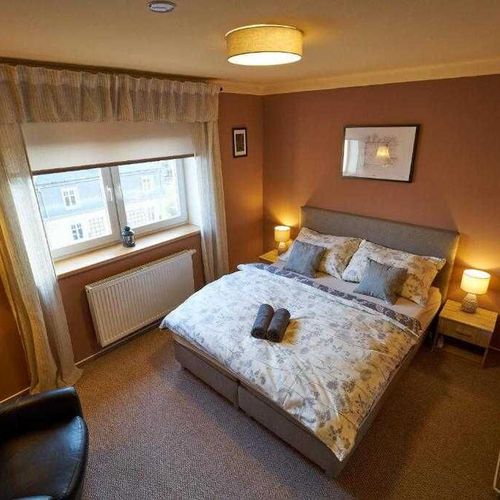 Apartman s privátní koupelnou mimo apartmán s terasou pro 8 os.