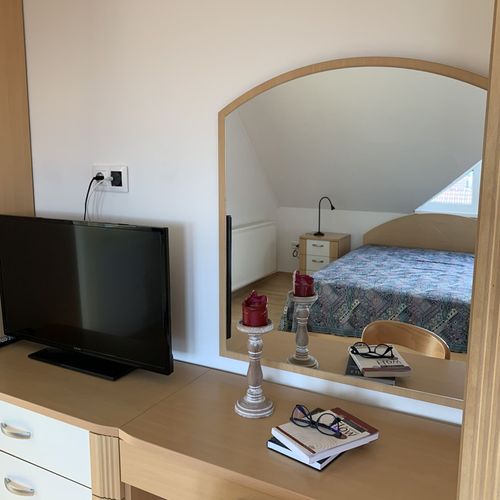 Apartament cu aer condiționat lângă piscină cu 2 camere pentru 4 pers.