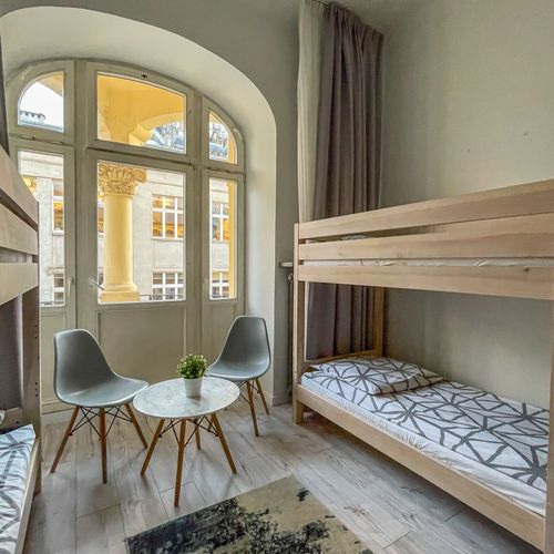 Pokój 4-osobowy Standard ze wspólną łazienką
