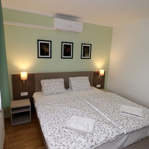 Apartman pro 4 os. se 2 ložnicemi přízemní 