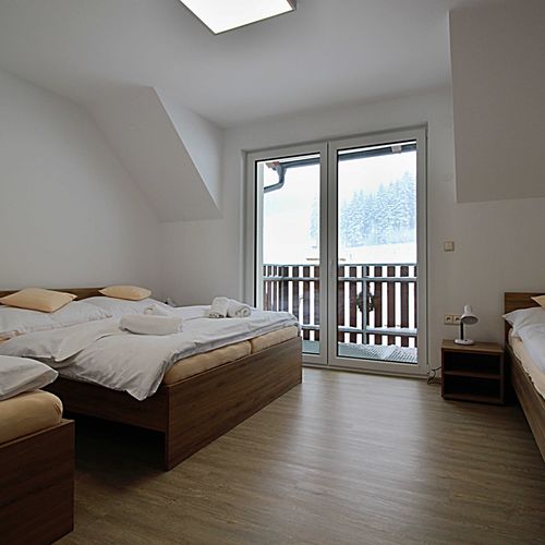 Apartman se sprchou s vlastní kuchyňkou pro 9 os. (s možností přistýlky)