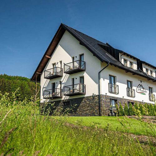 Apartman se sprchou s privátní koupelnou mimo apartmán pro 4 os. s 1 ložnicí (s možností přistýlky)