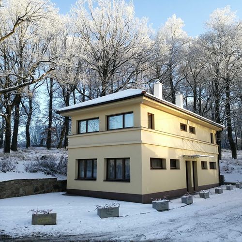 Apartman s balkónem se sprchou s manželskou postelí s 1 ložnicí