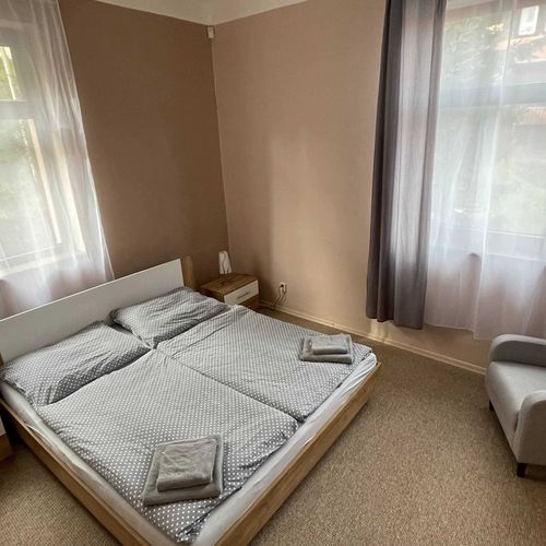 Apartament 4-osobowy z prysznicem z aneksem kuchennym z 2 pomieszczeniami sypialnianymi