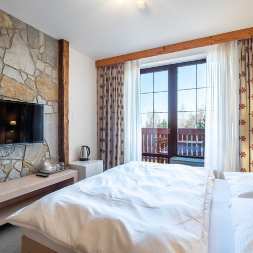 Apartament 2-osobowy z prysznicem z balkonem