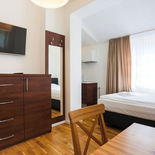 Apartament 2-osobowy na parterze z 1 pomieszczeniem sypialnianym