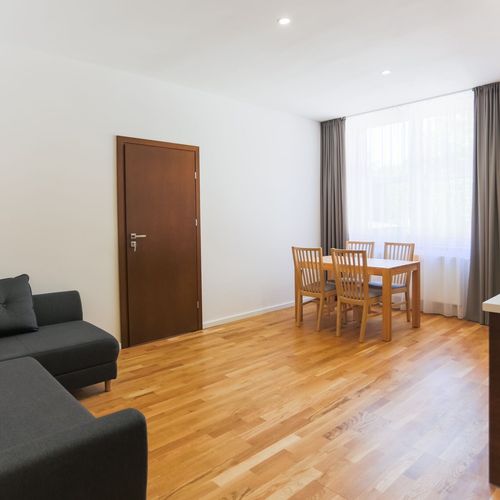 Apartament 4-osobowy na piętrze z 2 pomieszczeniami sypialnianymi