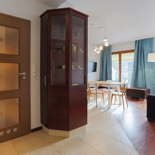 Apartament la etaj cu balcon cu 3 camere pentru 6 pers.