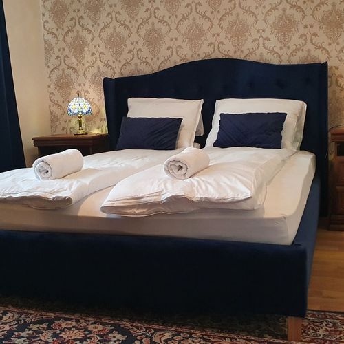 Apartament întreaga unitate cu vedere spre cetate pentru 6 pers. (se inchirieaza doar integral)