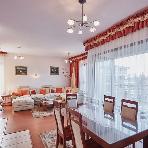Queen Apartman pro 6 os. se 3 ložnicemi s výhledem na moře