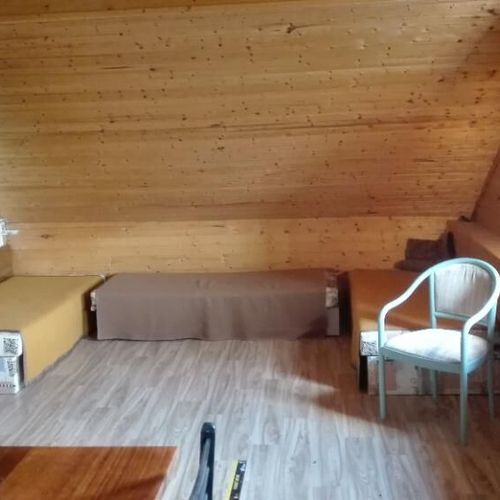 Apartament cu duș cu bucătărie proprie cu 2 camere pentru 5 pers. (se poate solicita pat suplimentar)